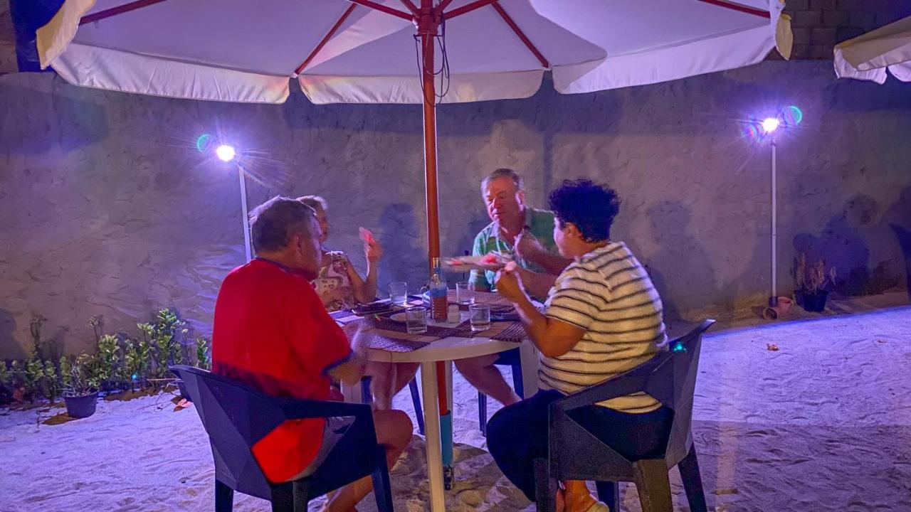Leisure Inn Guest House Bodufolhudhoo Bagian luar foto